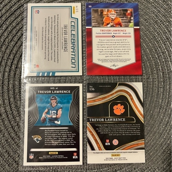 💋 Trevor Lawerence, NFL Football Trading Cards, Mixed Lot of 4, Draft Pick Card - Picture 4 of 5
